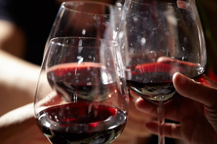 SULFITES IN WINE - THE MYTHS THAT EVERYONE BELIEVES - Project Wellness Now