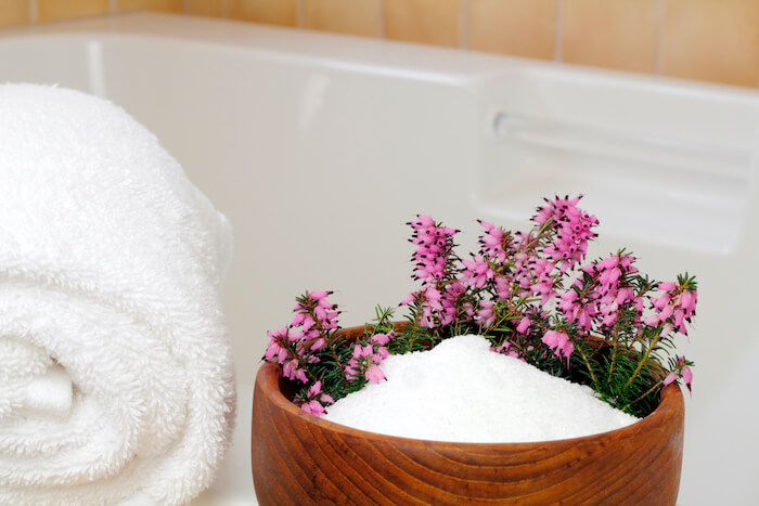 epsom salt bath for relaxation